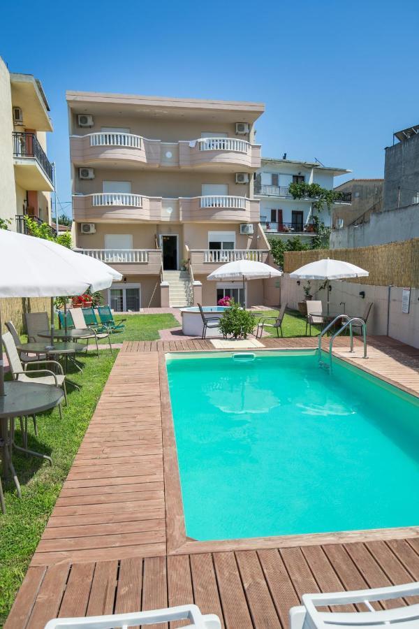 Aparthotel Alexa'S Sunny Days à Limenaria  Extérieur photo