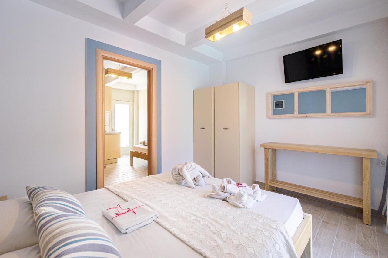 Aparthotel Alexa'S Sunny Days à Limenaria  Extérieur photo