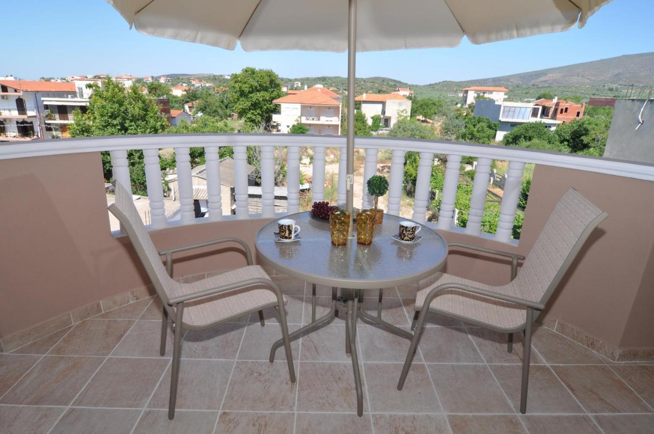 Aparthotel Alexa'S Sunny Days à Limenaria  Extérieur photo
