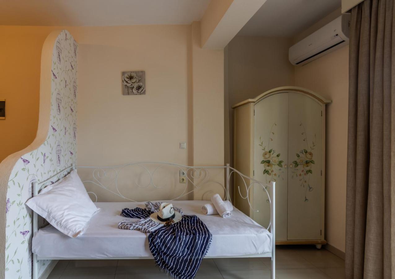 Aparthotel Alexa'S Sunny Days à Limenaria  Extérieur photo